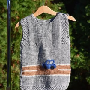 kézzel kötött kisfiú mellény
