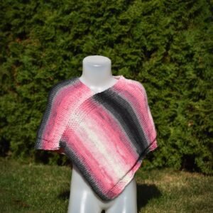 kézzel kötött kislány poncsó