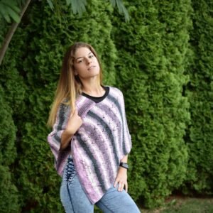 kézzel kötött anti-philling alapú poncsó