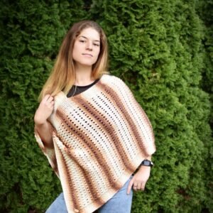 kézzel kötött anti-philling alapú poncsó