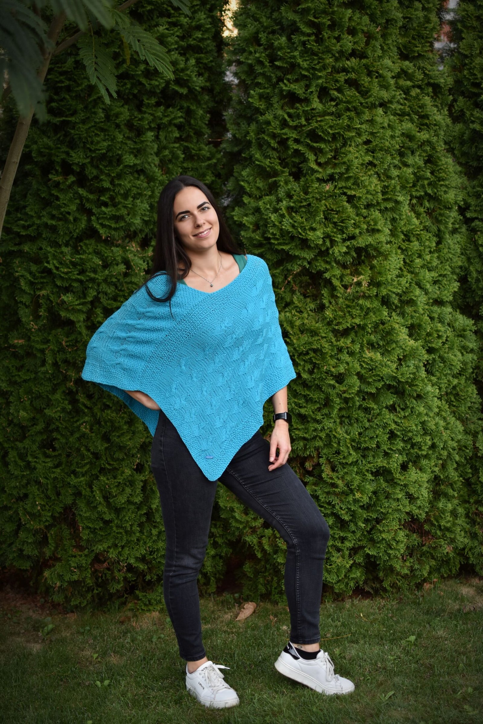 kézzel kötött pamut alapú poncsó kézzel kötött pamut alapú poncsó