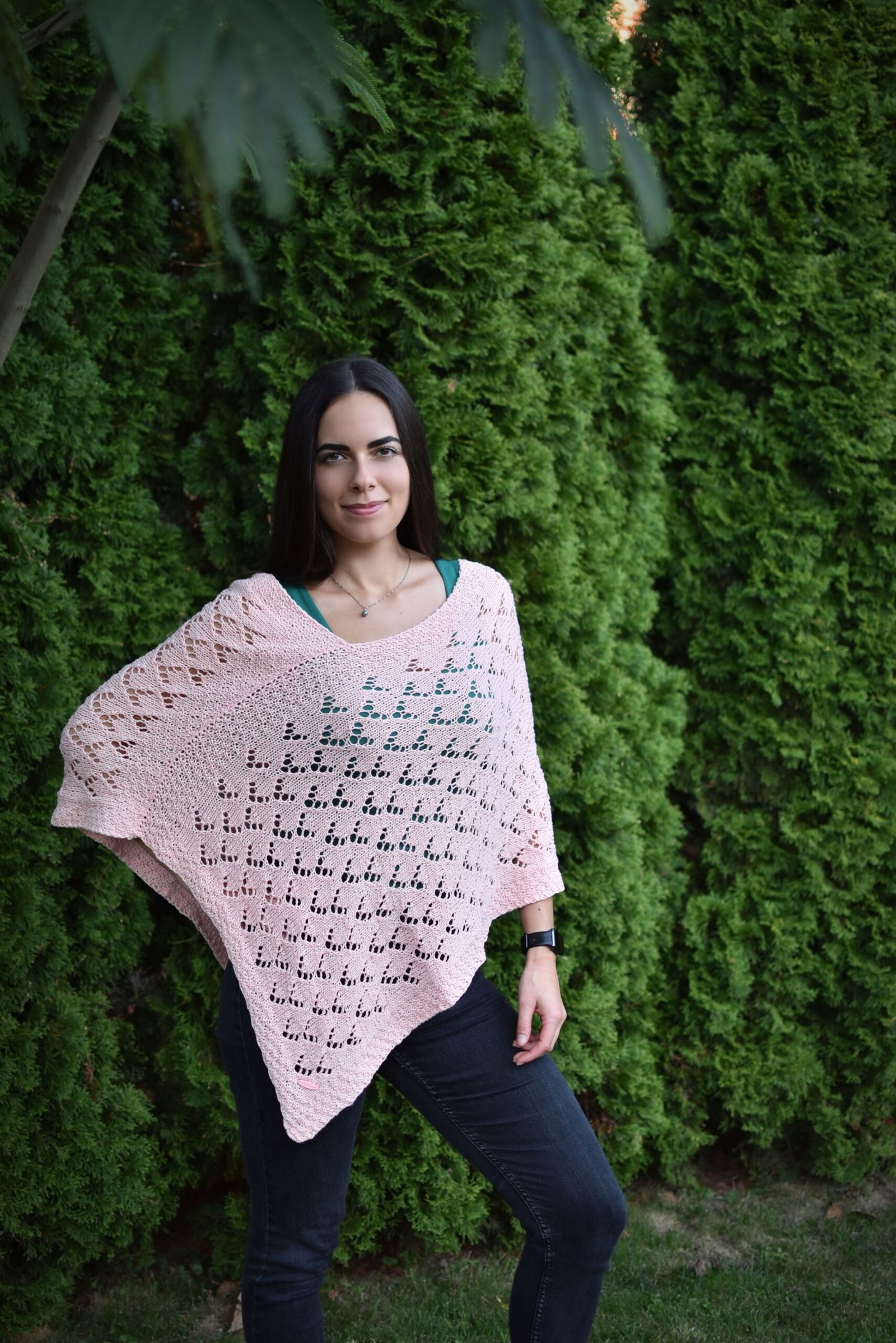 kézzel kötött pamut alapú poncsó kézzel kötött pamut alapú poncsó