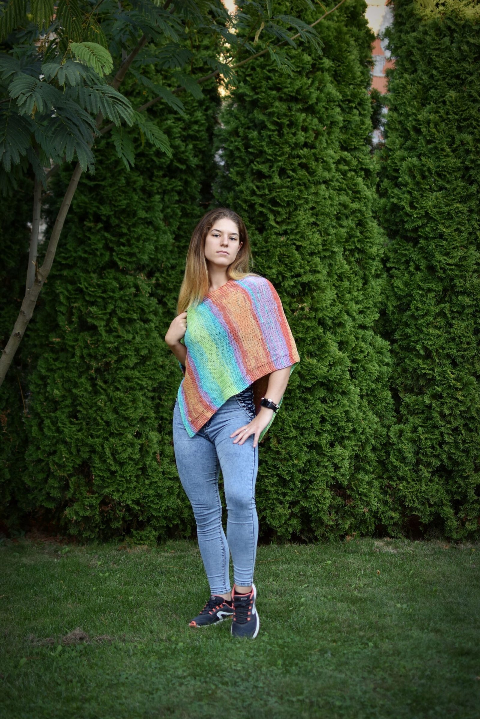 kézzel kötött pamut alapú poncsó kézzel kötött pamut alapú poncsó