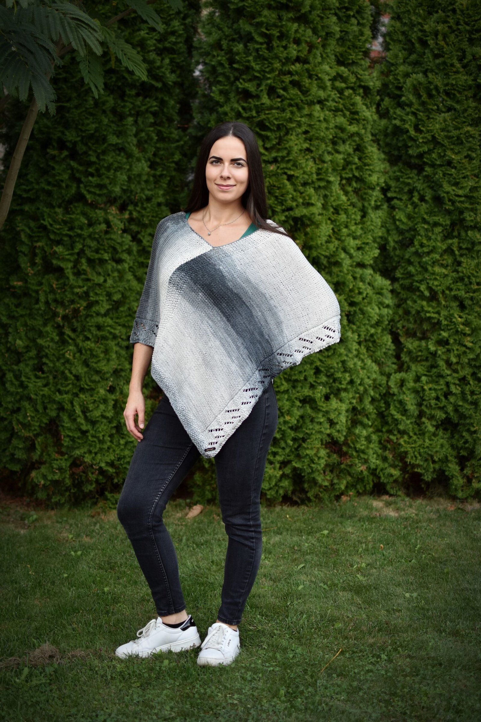 kézzel kötött pamut alapú poncsó kézzel kötött pamut alapú poncsó