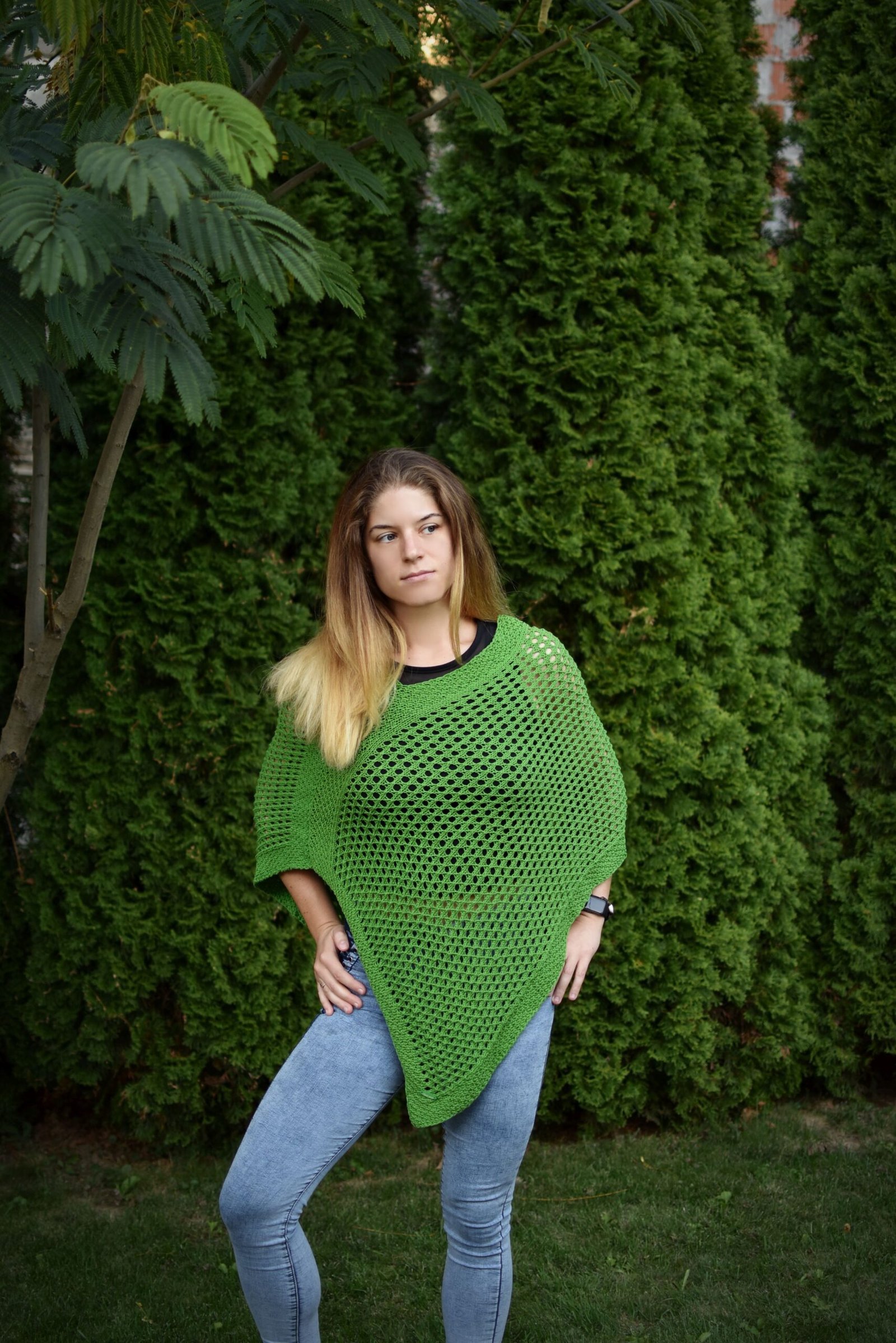 kézzel kötött pamut alapú poncsó kézzel kötött pamut alapú poncsó