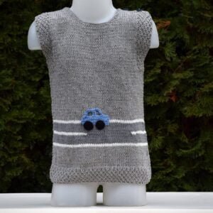 kézzel kötött kisfiú mellény